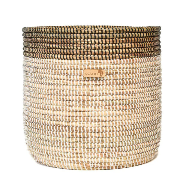 Bida - Deko-/ Pflanzenkorb – small - Durchmesser: ca. 30 cm, Höhe ca. 29 cm - Stoff: Savannengras  - in Afrika geflochten - UNIKAT - streng limitiertes Exemplar