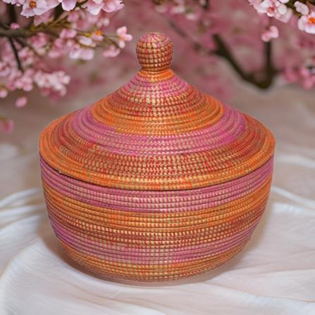 Afrikanische Tajine Pink Large - Durchmesser: ca.31cm - Höhe: ca.35 cm – Stoff: Savannengras - in Afrika geflochten – UNIKAT - streng limitiertes Exemplar - Marulaglow®