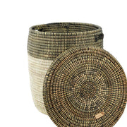 XL Wäschekorb mit flachem Deckel – Korb Kush (schwarz/weiss) – aus Savannengras geflochten – Handarbeit – Höhe ca. 43 cm - Marulaglow®